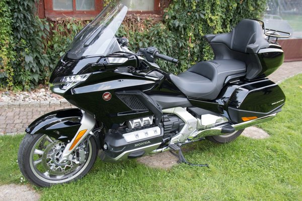 Zdjęcie 2 – Honda Goldwing Tour